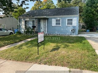 1621 Roselawn Ave, Lansing, MI 48915