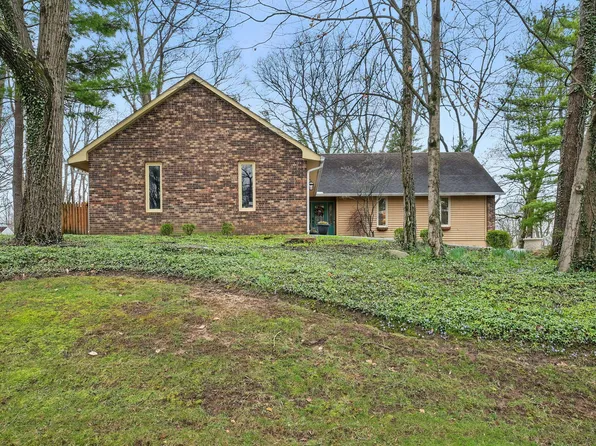 397 E Schrock Rd, Westerville, OH 43081