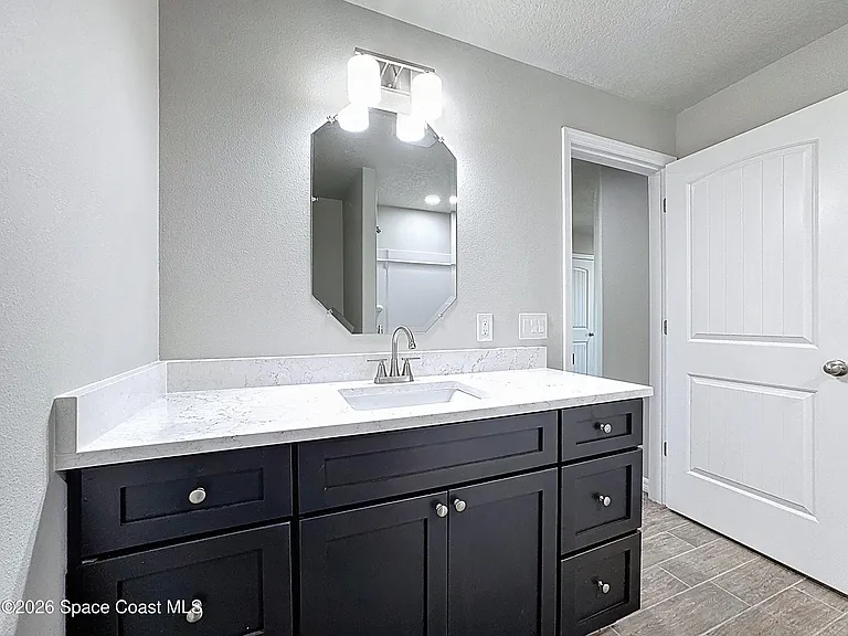 498 L M Davey Ln — Photo 17