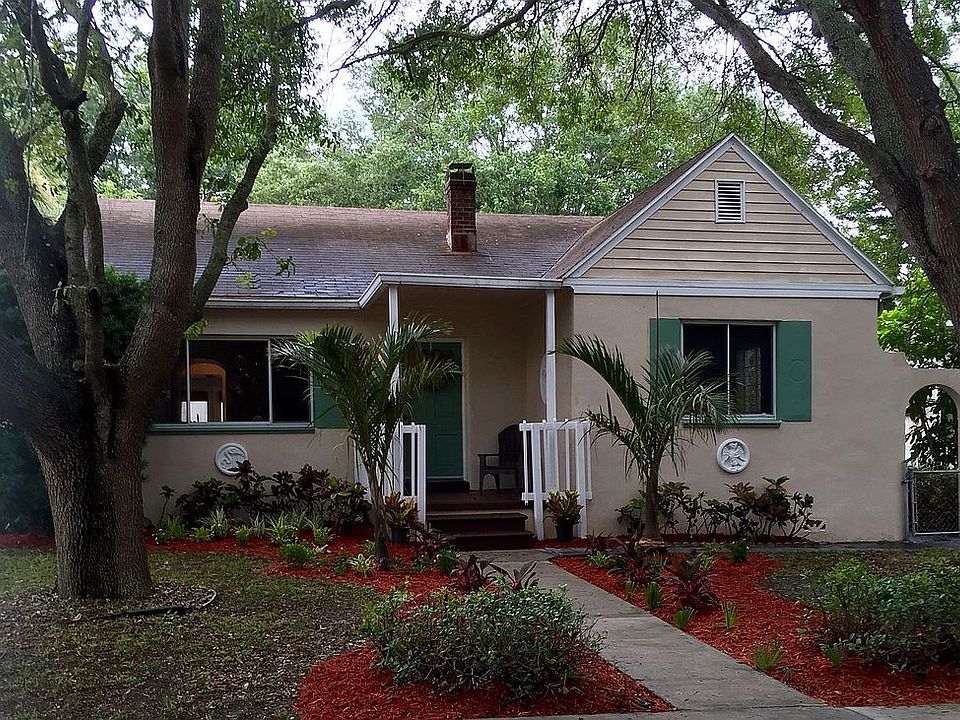 1st image of 835 19th Ave N