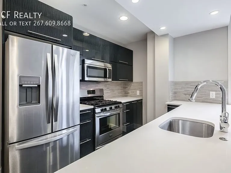 820 N 3rd St #205 — Photo 2