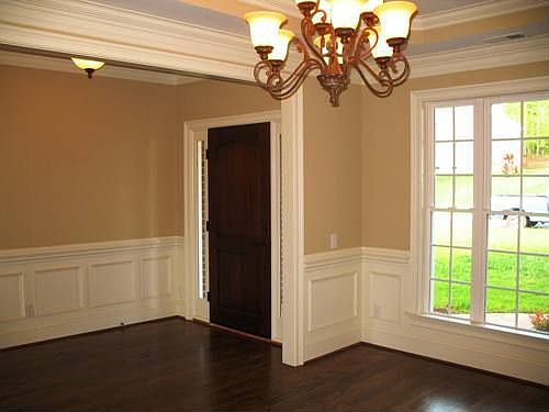 3rd image of 215 McDuffie Ln