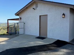 30710 Rolling Hills Dr #B, Valley Center, CA 92082