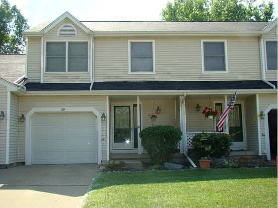 1st image of 303 Meadow Pointe Dr