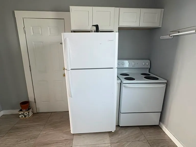 173 Schuyler Ave #3 — Photo 1
