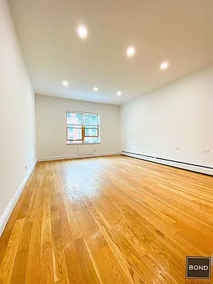 Rented by Bond New York | media 21