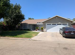 263 N Adrian Ave, Fresno, CA 93727