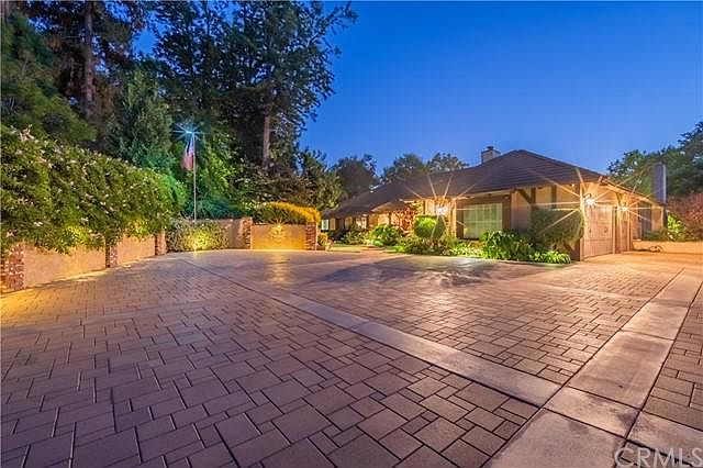 1st image of 2899 N Monte Verde Dr
