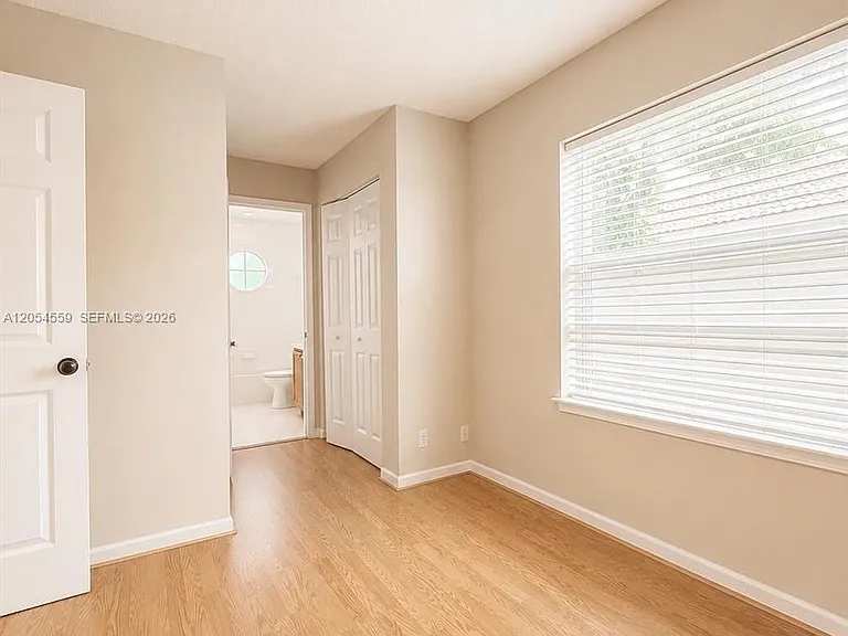 7337 Smithbrooke Dr — Photo 16