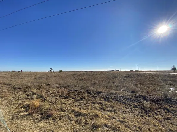 3544 W Fm 300, Levelland, TX 79336