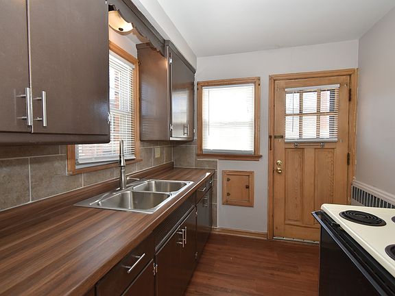 4th image of 1-6911 W Lisbon Ave #1