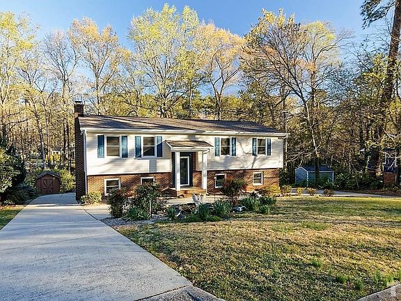 3rd image of 1039 Dunsford Pl