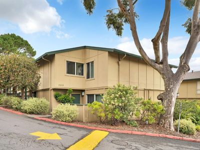 389 Half Moon Ln APT 16, Daly City, CA, 94015