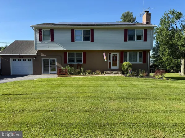 5936 Mineral Hill Rd, Sykesville, MD 21784