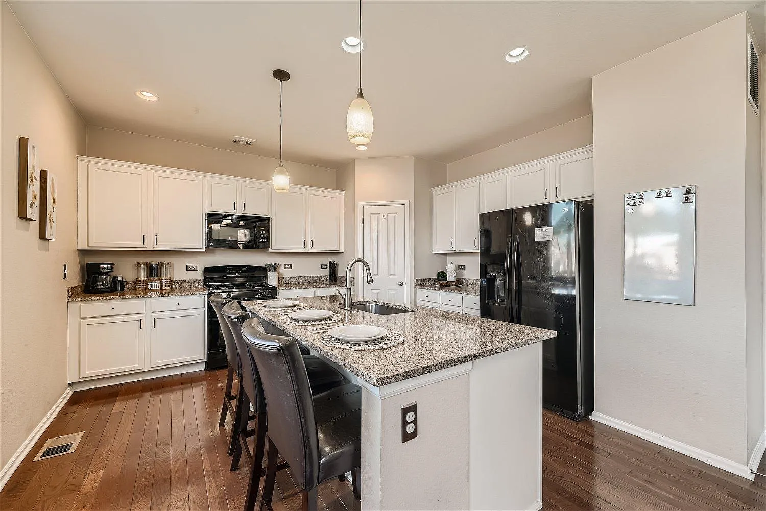 Sabino Ln, Castle Rock — Photo 1