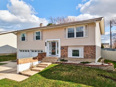 1293 W Oakmont Rd, Hoffman Estates, IL, 60169