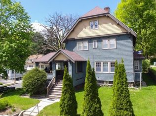 18 Catalpa St, Worcester, MA 01603