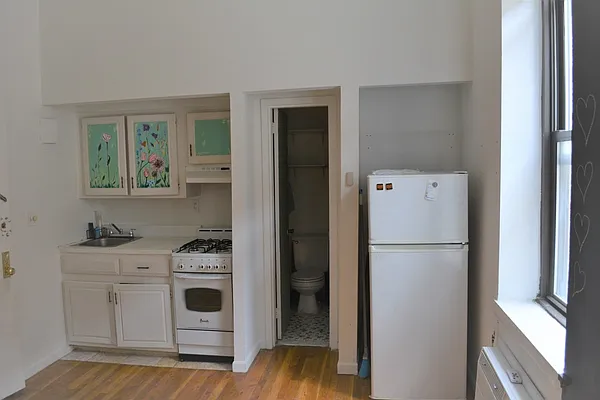 Rented by Compass | media 20