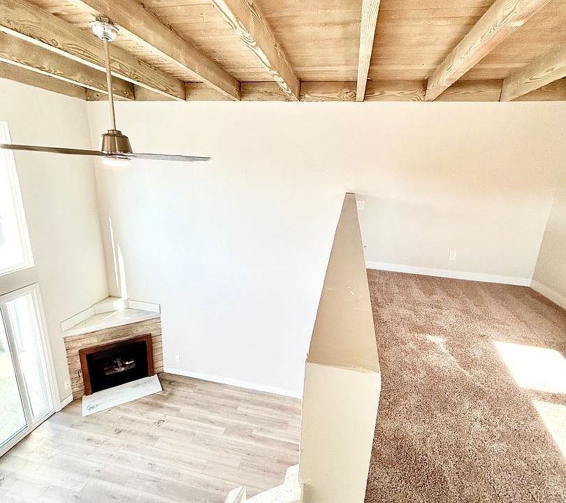 2nd image of 283 Avocado St APT 3