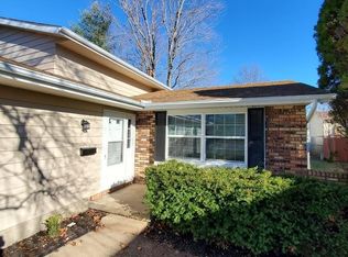 2692 S 34th St, Decatur, IL 62521