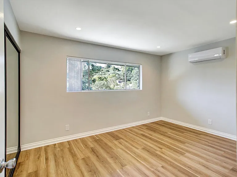 Meridian — Photo 15
