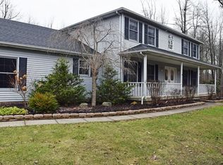 11535 Twin Oaks Trl, Chardon, OH 44024