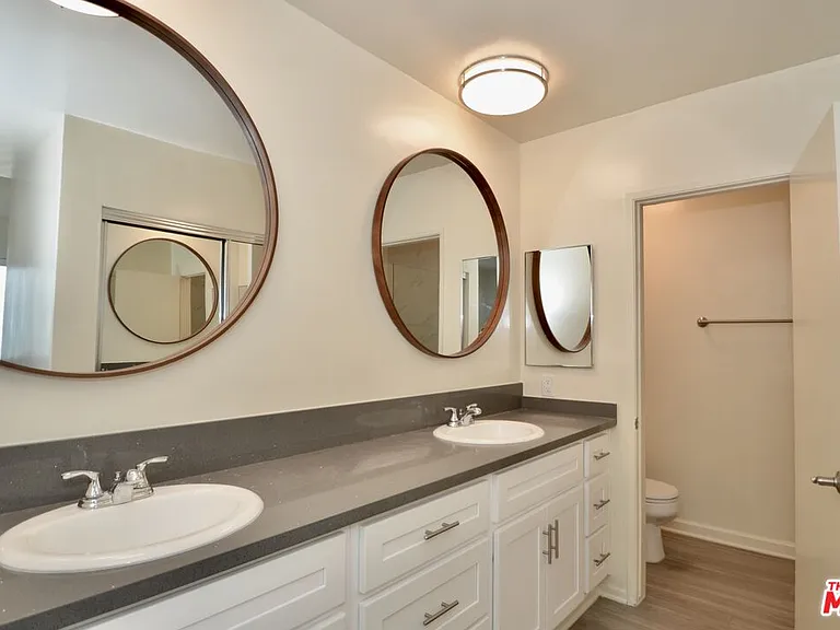 18069 Coastline Dr #10 — Photo 2