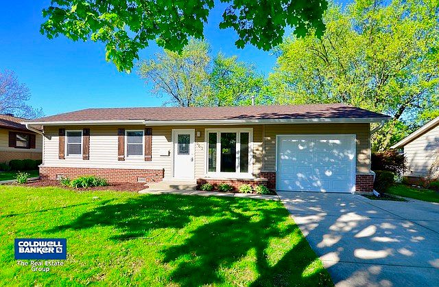 1st image of 563 Sussex Ct