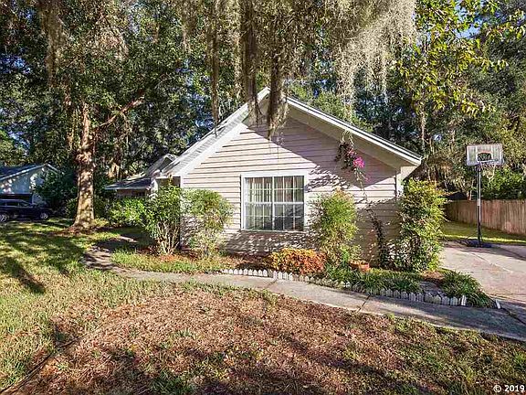 3rd image of 4026 NW 60th Ave