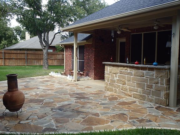 3rd image of 8910 Hickory Hill Dr