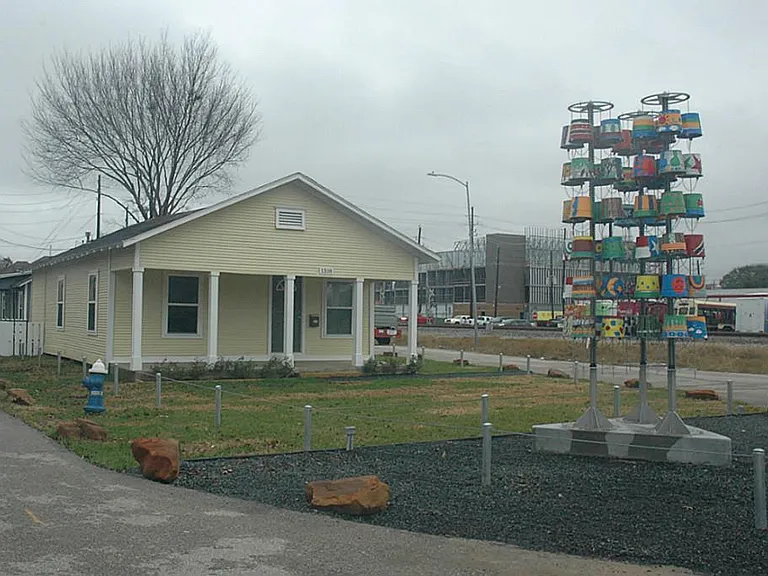 4809 Eli St — Photo 10