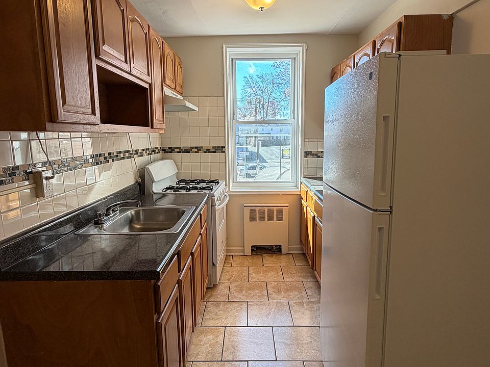 1st image of 103 Chancellor Ave #Bb-12