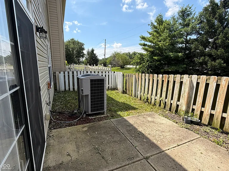 2424 Boyer Ln — Photo 13