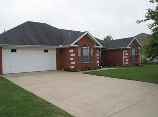 3101 NW Apple Harvest, Bentonville, AR 72712