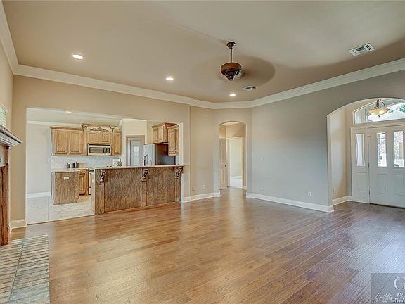 4th image of 5734 Rockcrest Dr