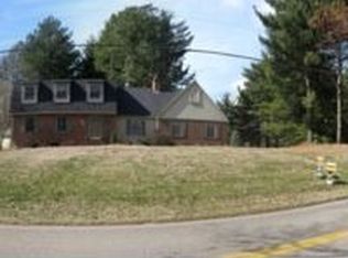 6406 Echo Hill Dr, Evansville, IN 47720