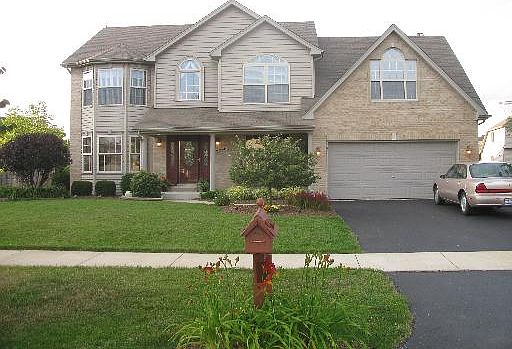 1st image of 24464 Wellesley Cir