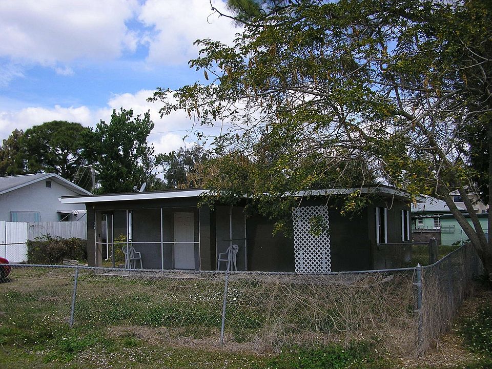 1st image of 249 Poe Ave
