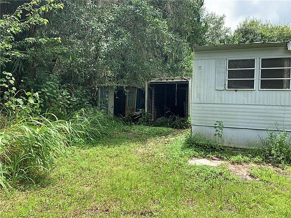 2nd image of 2205 Estes Dr