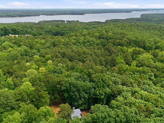 4th image of 1255 Windy Ridge Rd