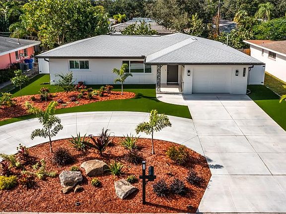 4th image of 1540 San Roy Dr