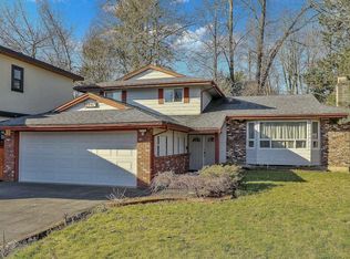 8947 Ursus Cres, Surrey, BC V3V 6L3