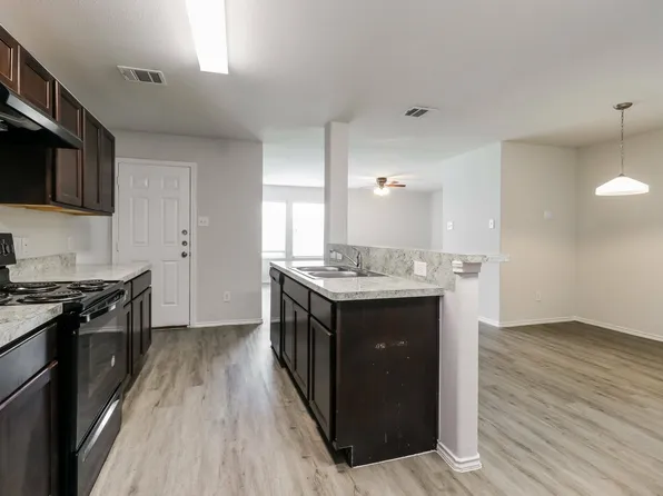 12702 Veterans Silver Rd, Houston, TX 77014