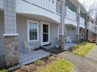 272 Mills Rd #3B, Kennebunkport, ME 04046