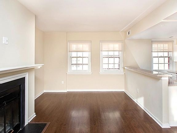 4th image of 532 Spruce St #Y0wze5ykv