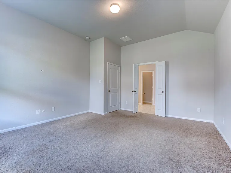 4542 Medrano Trl — Photo 23