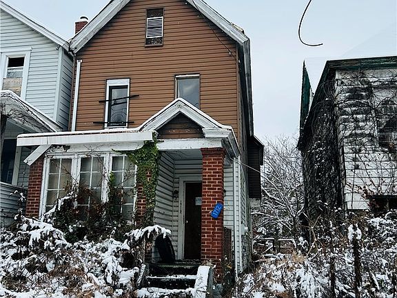 3rd image of 1712 Converse St