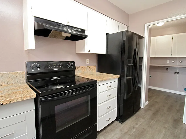 1120 SE Baseline St #1-4 — Photo 8