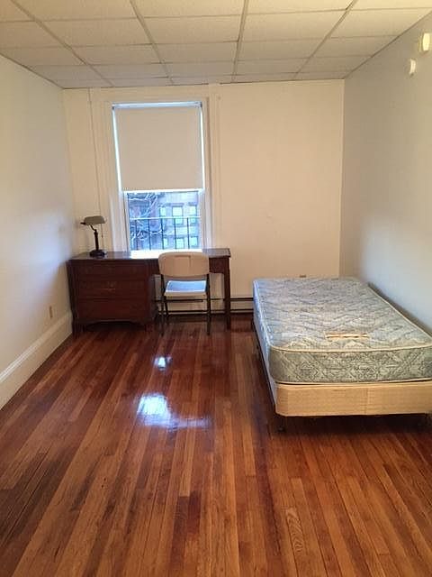 2nd image of 855 Beacon St #14
