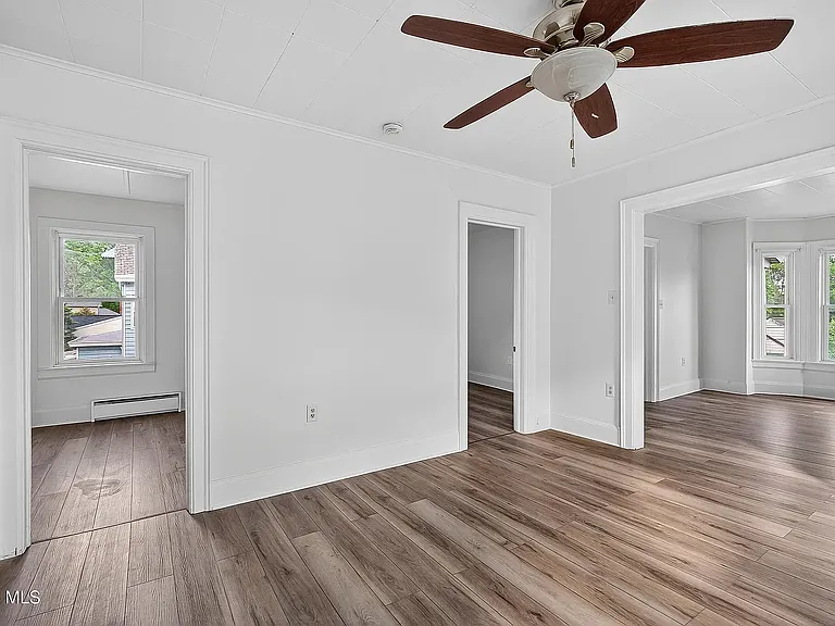 138 Davis Ave #2 — Photo 3